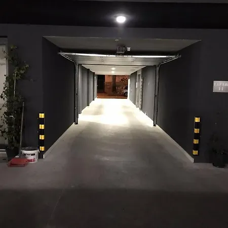 Tahoma - център Warna