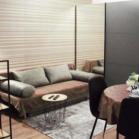 Tahoma - център Apartment Warna