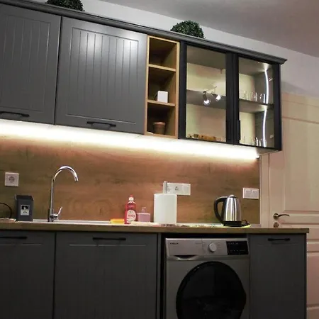 Apartment Tahoma - център Warna